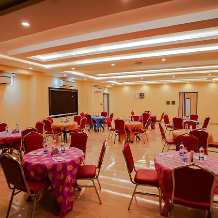 Prasant On Beach Resort !! Lift - Wifi -Restaurant-Parking Facilities-Newly Decorated Room !! Mandarmani Kültér fotó