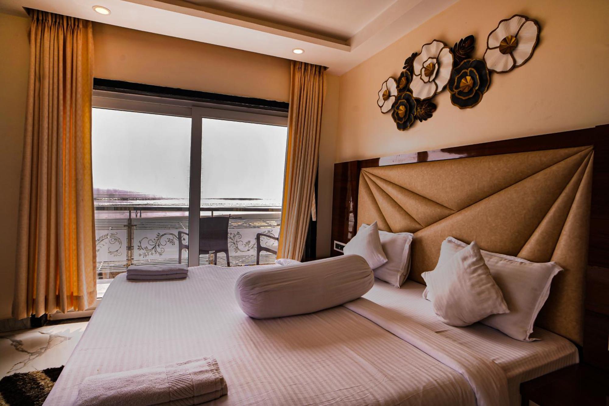 Prasant On Beach Resort !! Lift - Wifi -Restaurant-Parking Facilities-Newly Decorated Room !! Mandarmani Kültér fotó