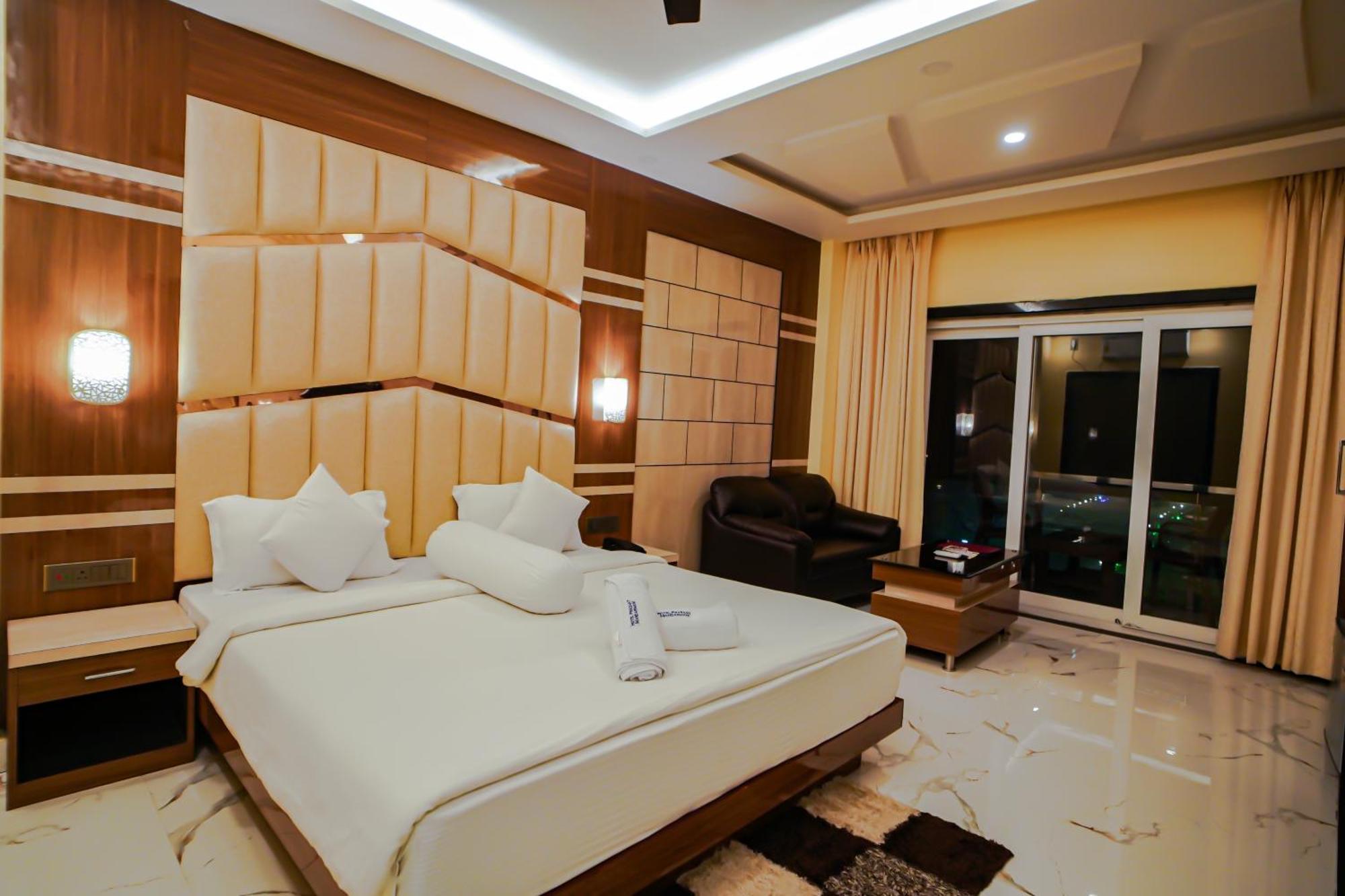 Prasant On Beach Resort !! Lift - Wifi -Restaurant-Parking Facilities-Newly Decorated Room !! Mandarmani Kültér fotó