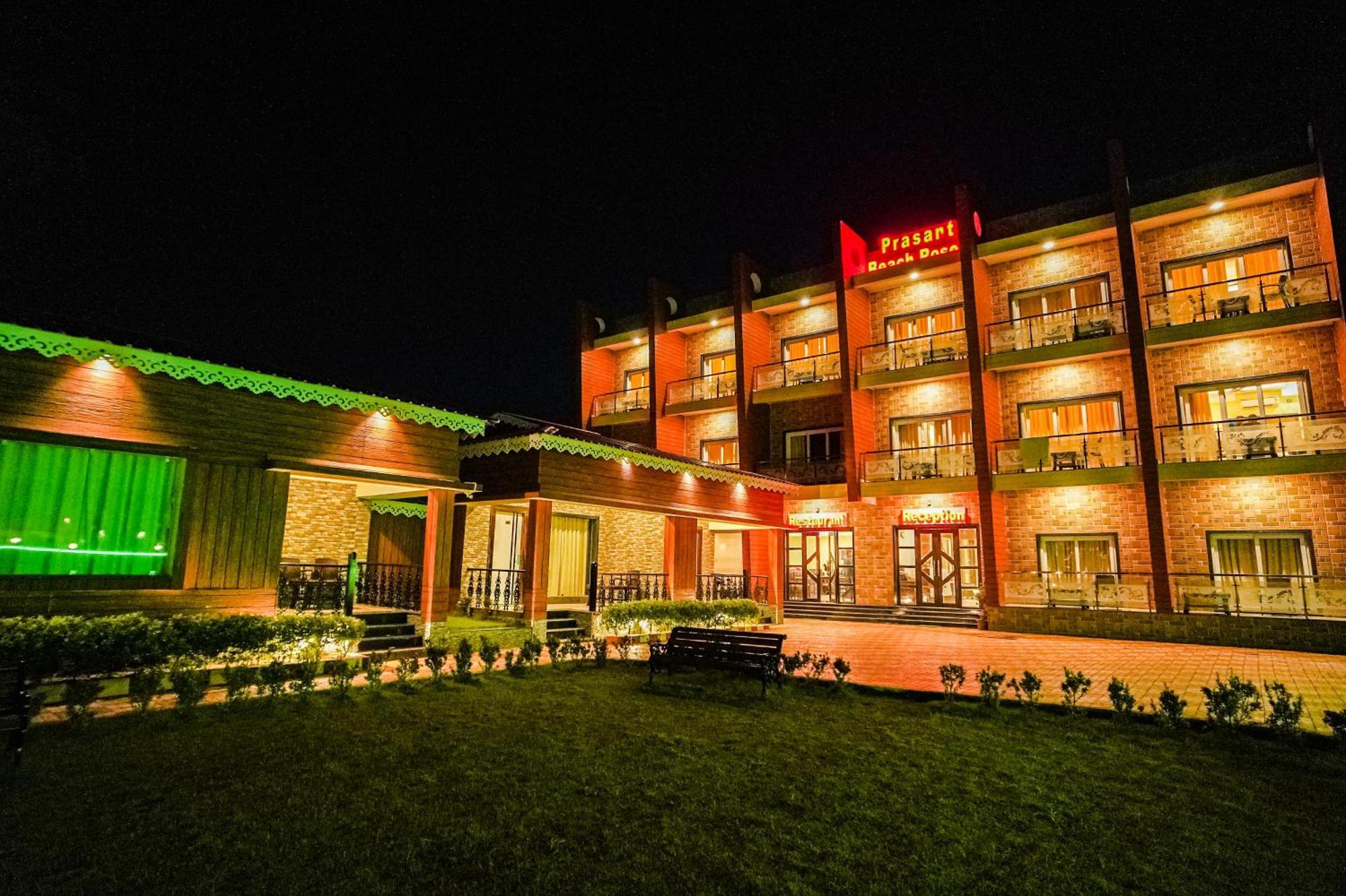 Prasant On Beach Resort !! Lift - Wifi -Restaurant-Parking Facilities-Newly Decorated Room !! Mandarmani Kültér fotó