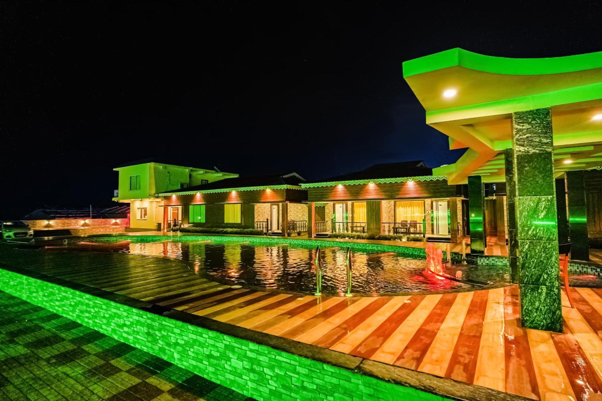 Prasant On Beach Resort !! Lift - Wifi -Restaurant-Parking Facilities-Newly Decorated Room !! Mandarmani Kültér fotó