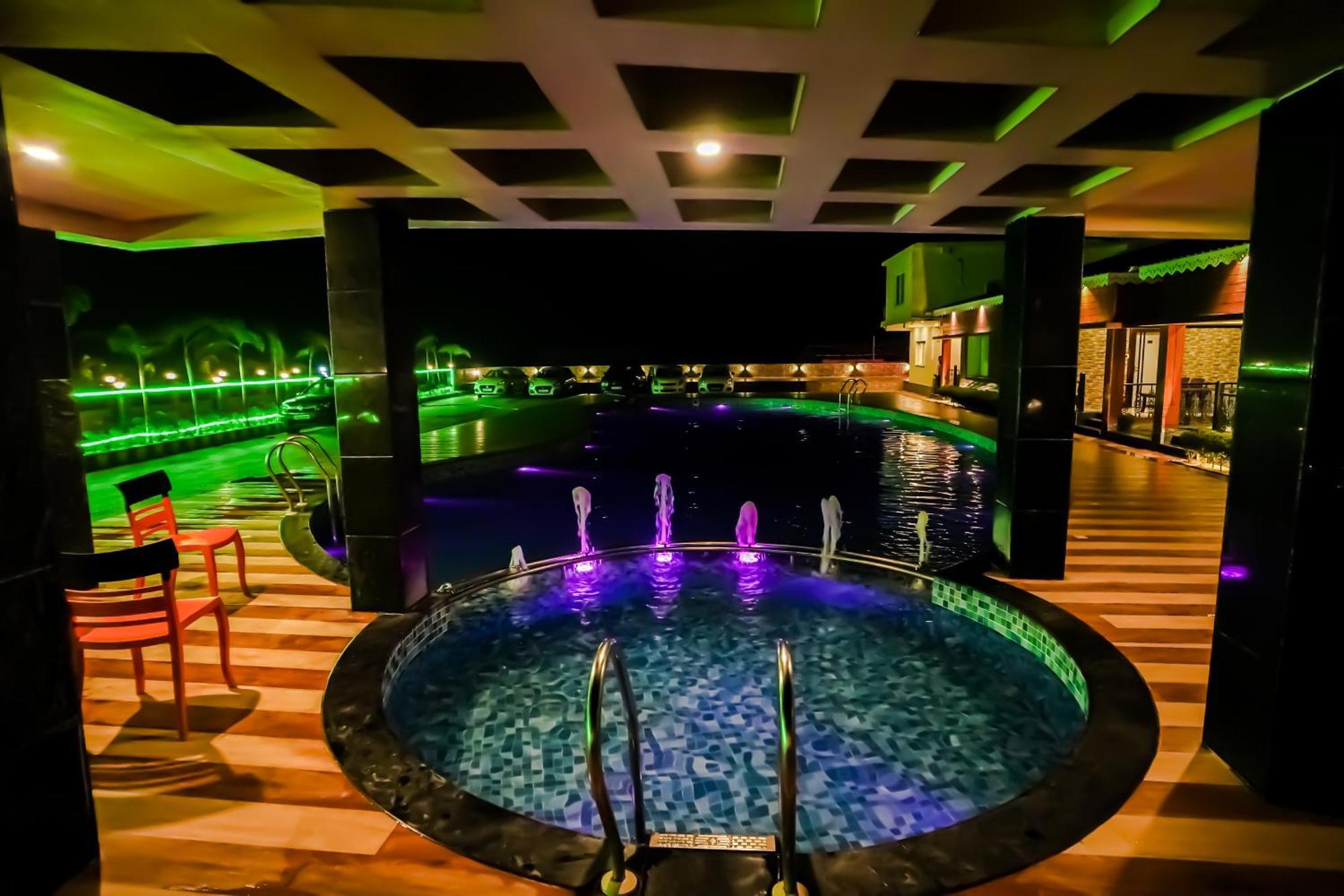Prasant On Beach Resort !! Lift - Wifi -Restaurant-Parking Facilities-Newly Decorated Room !! Mandarmani Kültér fotó