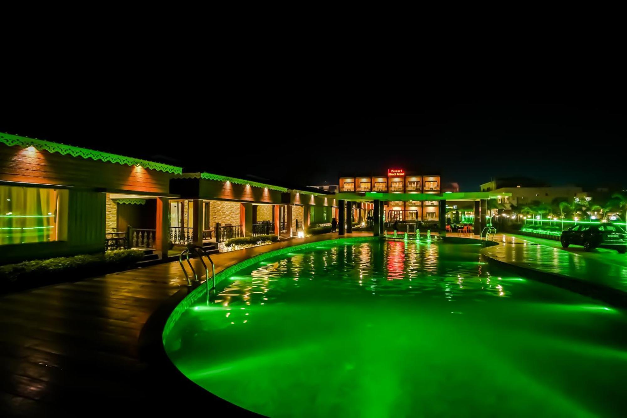 Prasant On Beach Resort !! Lift - Wifi -Restaurant-Parking Facilities-Newly Decorated Room !! Mandarmani Kültér fotó